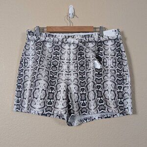 NWT Express Snakeskin Printed Midi Highrise Shorts " Belted 16 Classic
